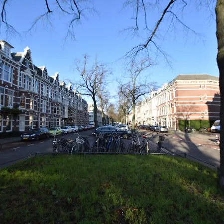 Ferienhaus De Kleine Regentes Den Haag